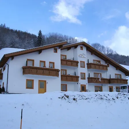Haus Lanka شقة *